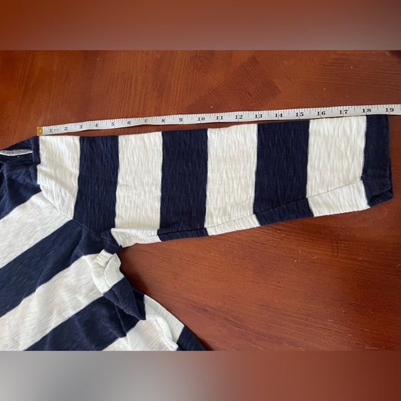 Gap Women’s Nautical style top Large Boat Neck - Picture 8 of 9